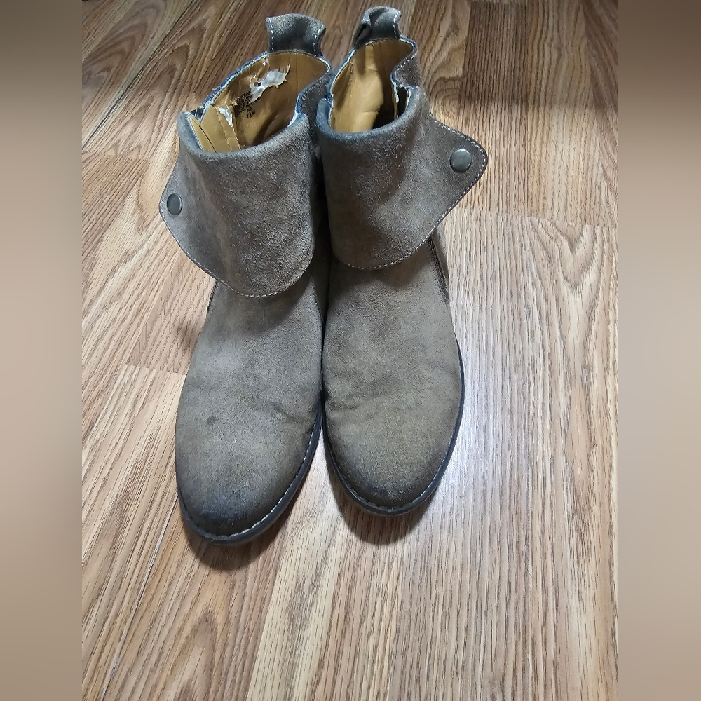 Nine West Taupe Suede Ankle Boots